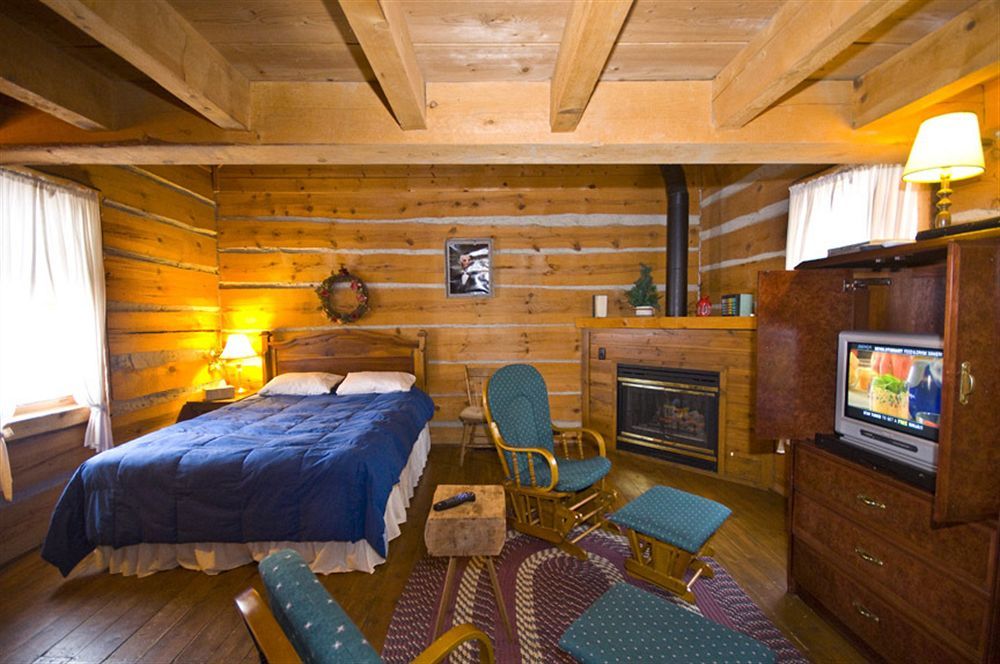 Galena Log Cabin Getaway Exterior photo